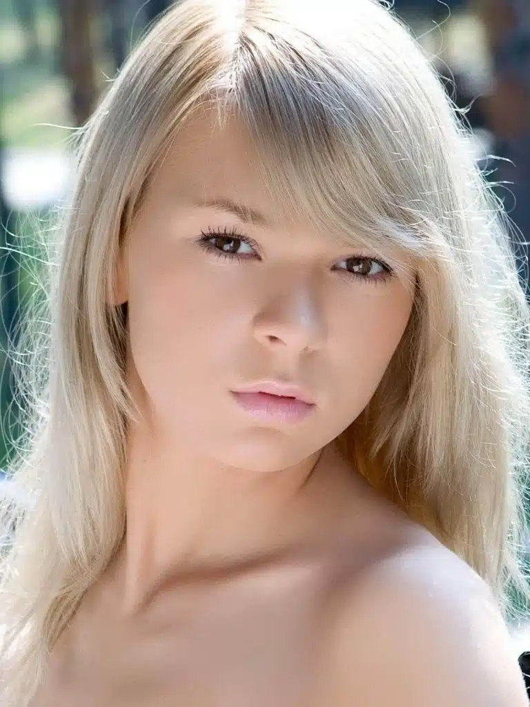 Cute Cristina Biography: Wiki, Age, Career, Height, Weight, Husband, Net Worth & More